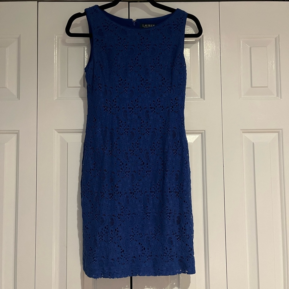LAUREN RALPH LAUREN beautiful blue double lined lacey dress
